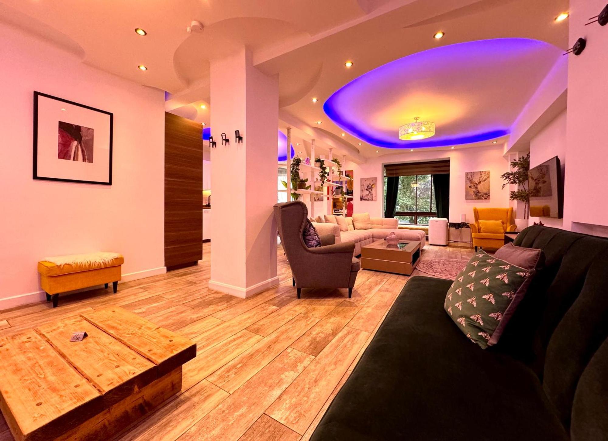 One Hyde Park By Wild Apartment