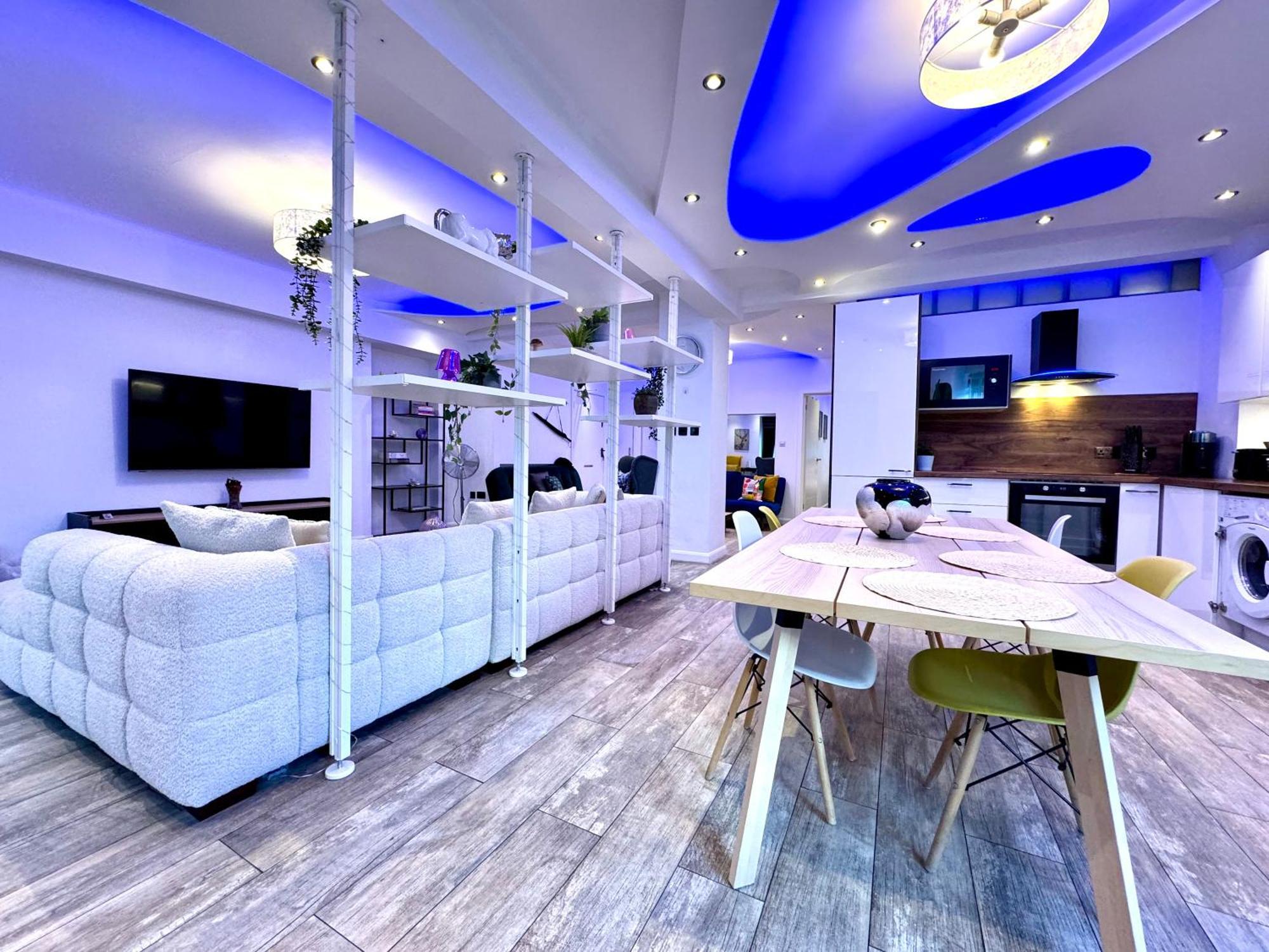 One Hyde Park By Wild Apartment